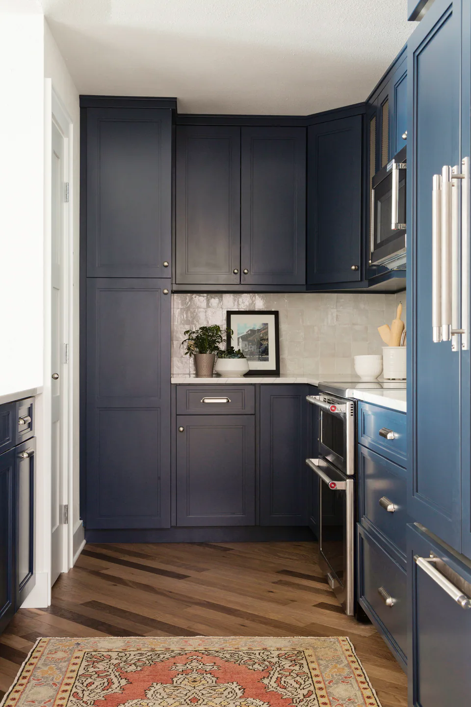 Kitchen at Bayshore, Tampa, Florida, interior design by MJ Designs