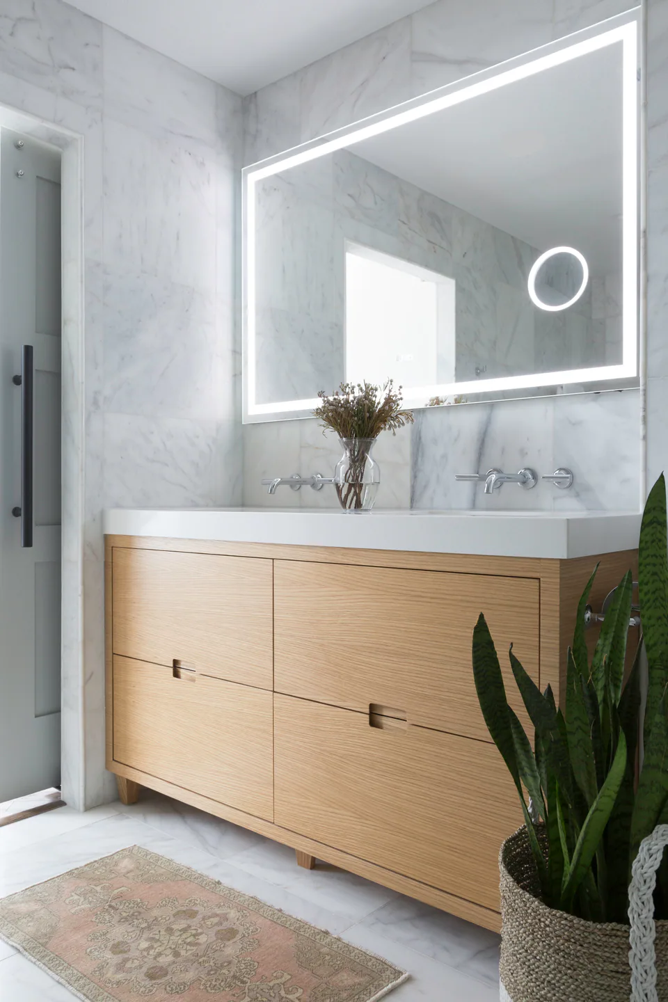 Primary bathroom at Bayshore, Tampa, Florida, interior design by MJ Designs