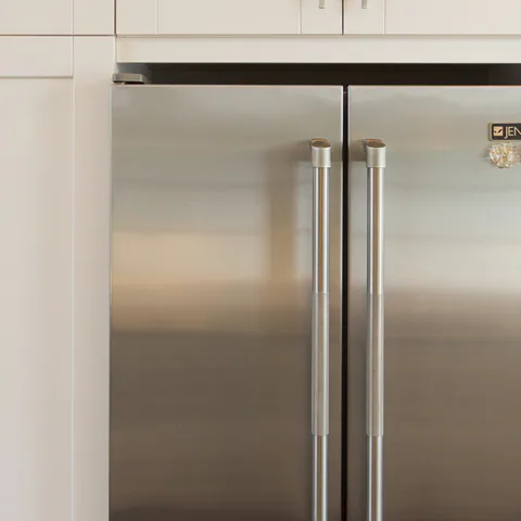 Detail of the kitchen at Brightwaters, St. Petersburg, Florida, interior design by MJ Designs