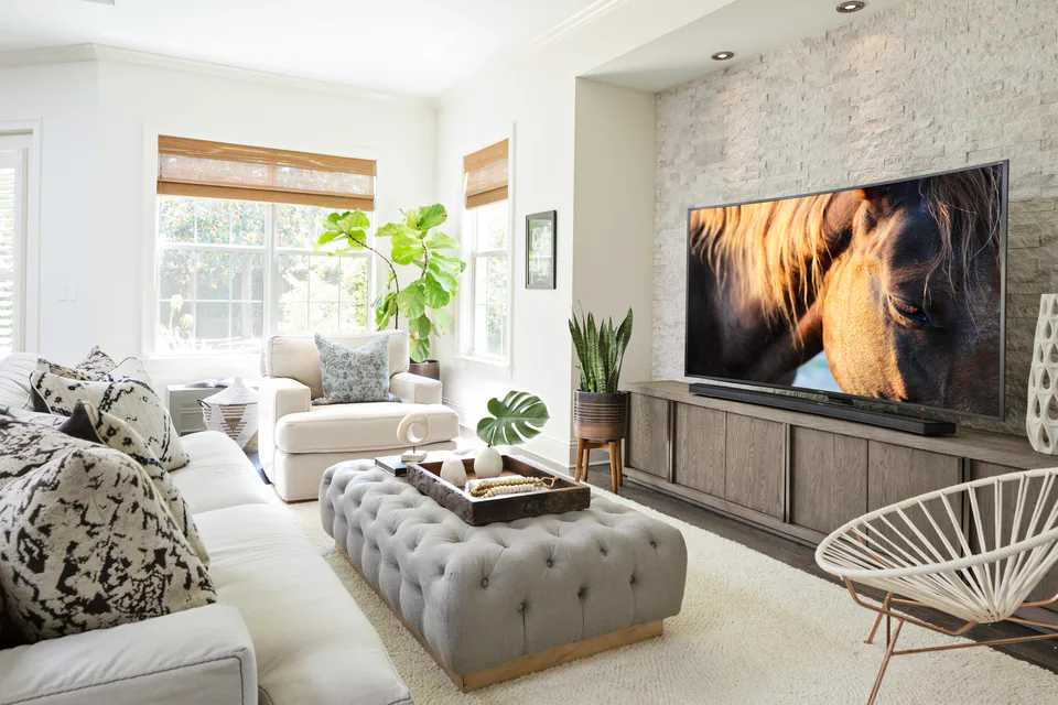 Family room at Hyde Park, Tampa, Florida, interior design by MJ Designs